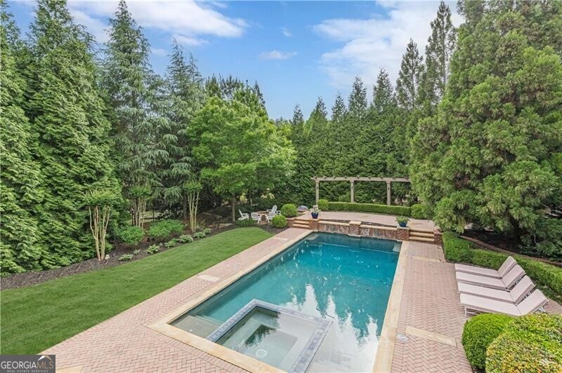 2010 Caladium Way