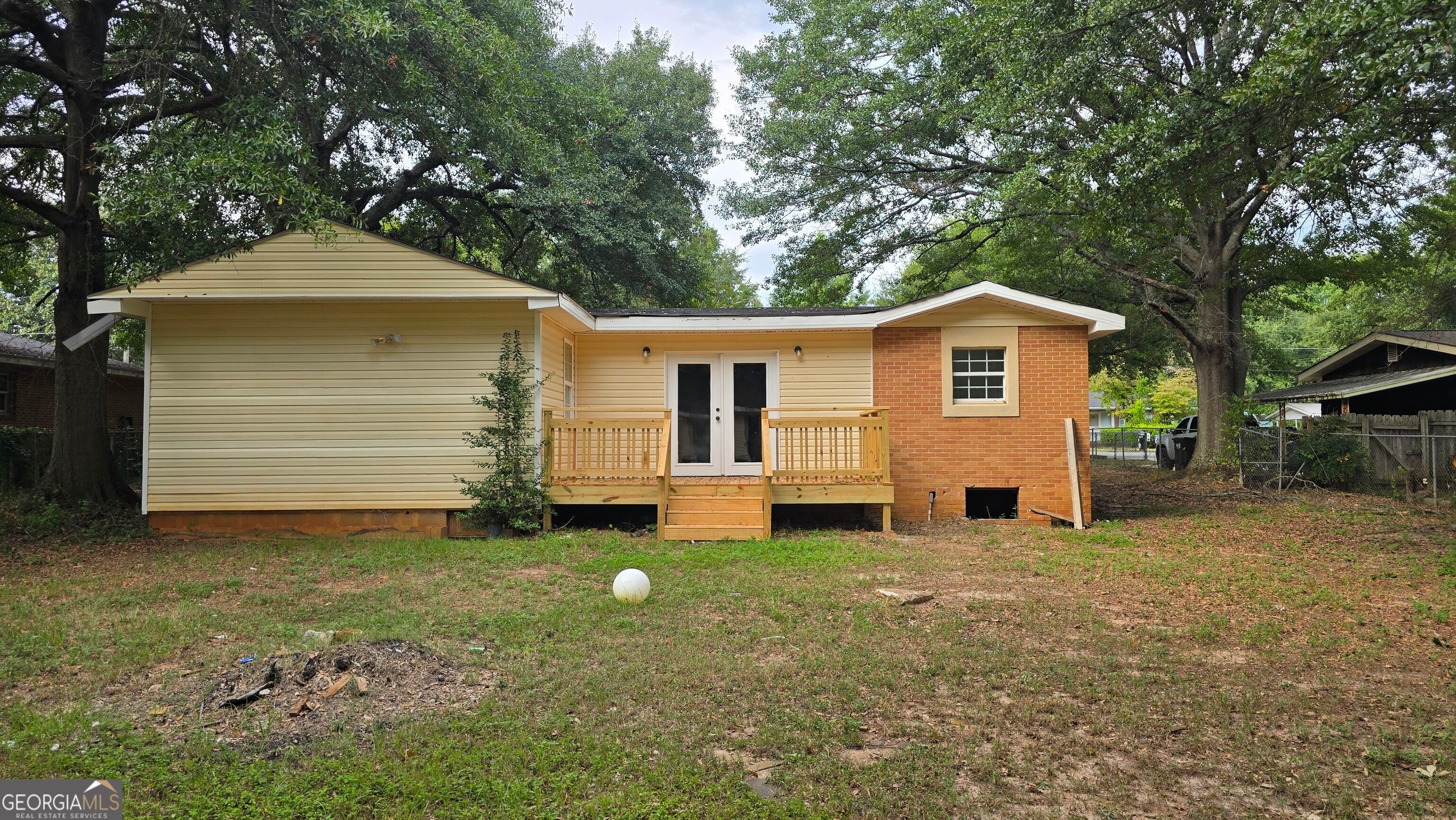 109 Meadowcliff CIR