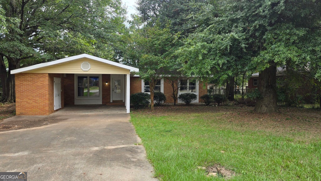 Photo of 109 Meadowcliff Circle, Warner Robins, GA 31093 (MLS # 10854688)
