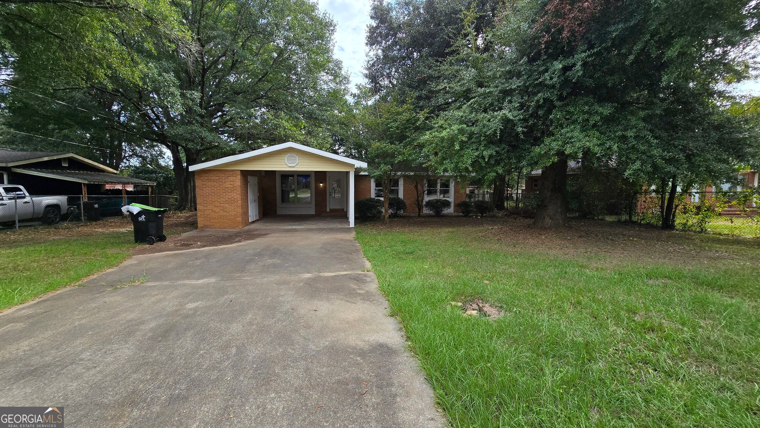 109 Meadowcliff CIR