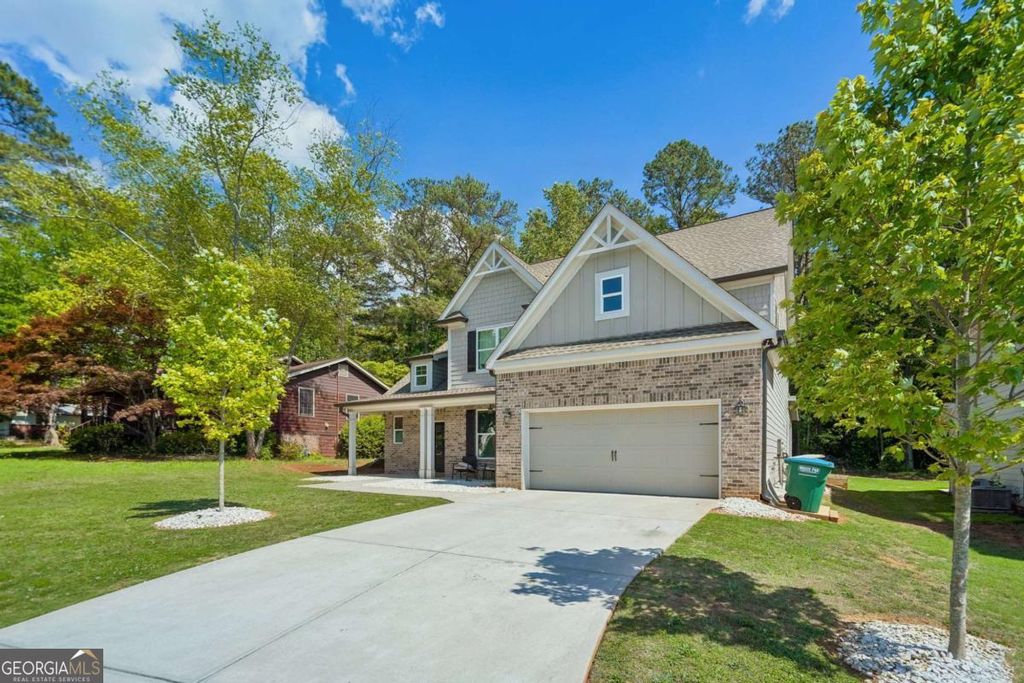Photo of 3850 Rajean Drive, Lawrenceville, GA 30044 (MLS # 10756941)
