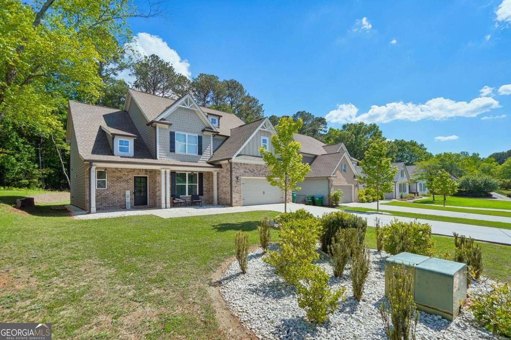 Photo of 3850 Rajean Drive, Lawrenceville, GA 30044 (MLS # 10756941)