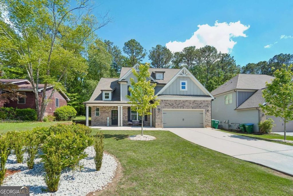 Photo of 3850 Rajean Drive, Lawrenceville, GA 30044 (MLS # 10756941)