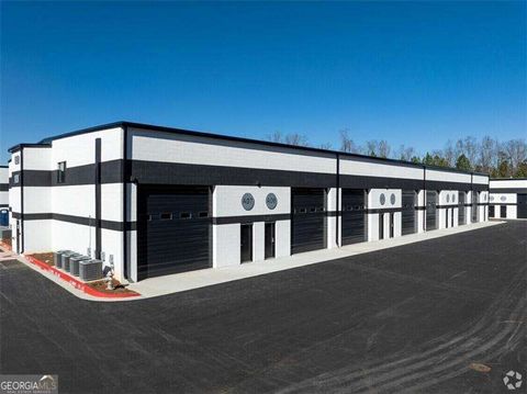 5725 Stables WAY 308 Alpharetta GA 30004