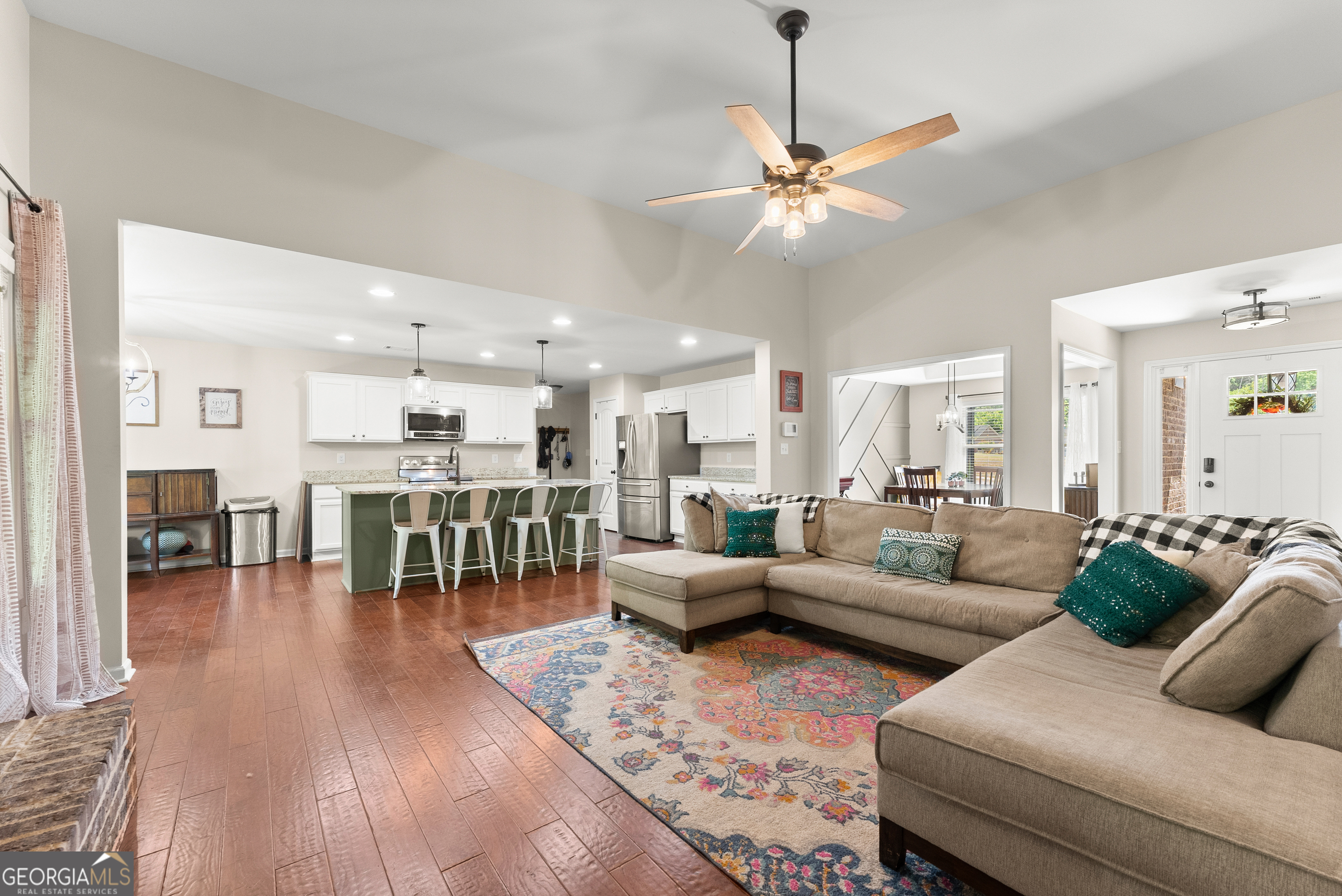 494 Katherine DR