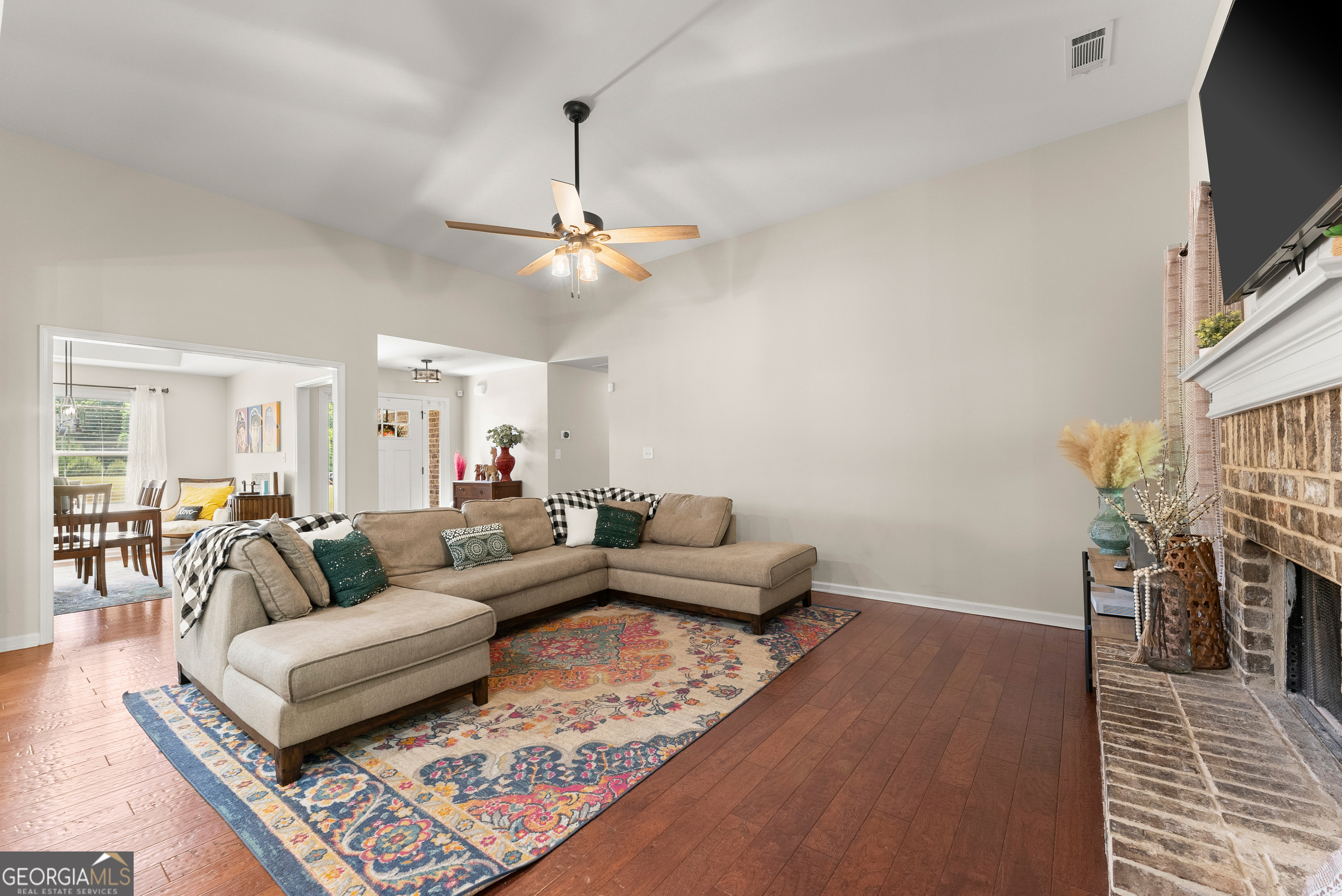 494 Katherine DR