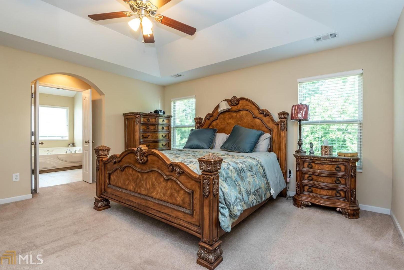 Stonewall Manor - Residential