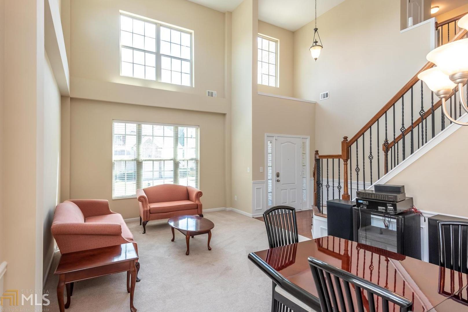 Stonewall Manor - Residential
