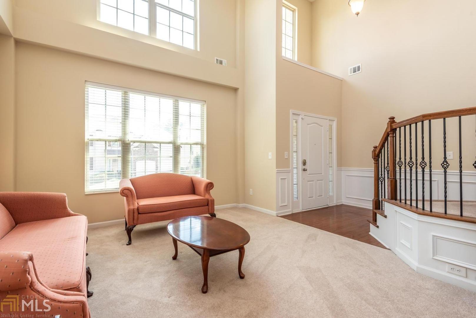 Stonewall Manor - Residential