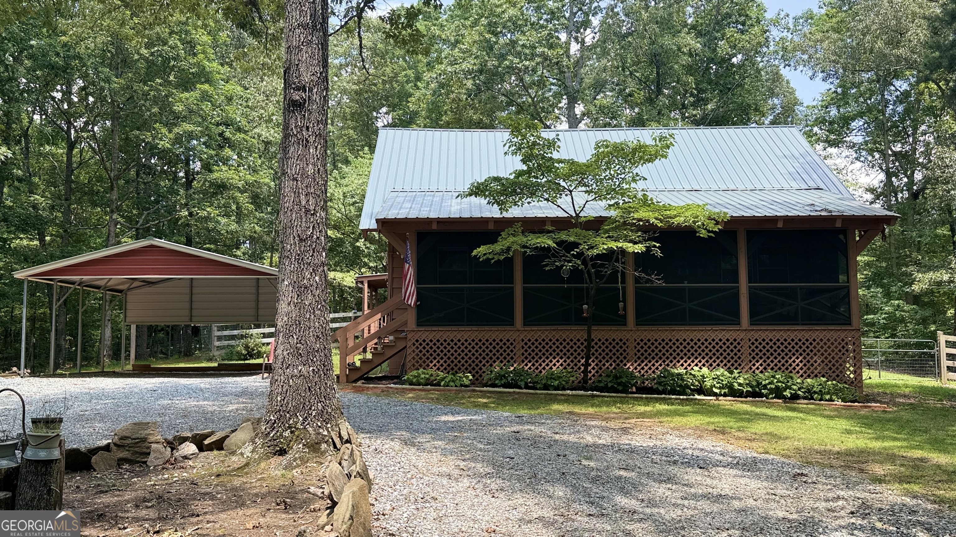 25 Pepperridge DR