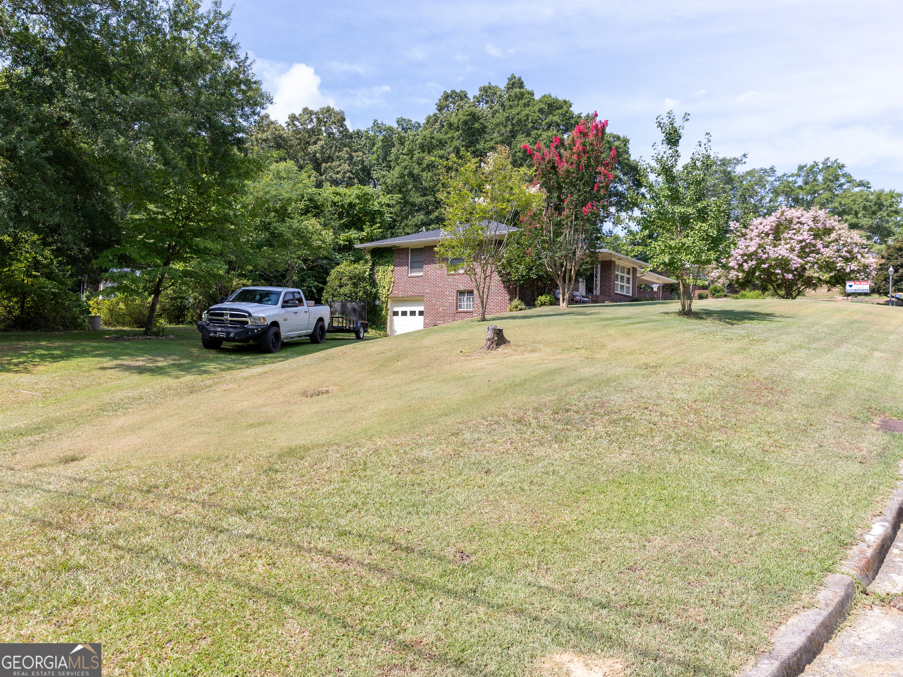 403 Ridgecrest DR