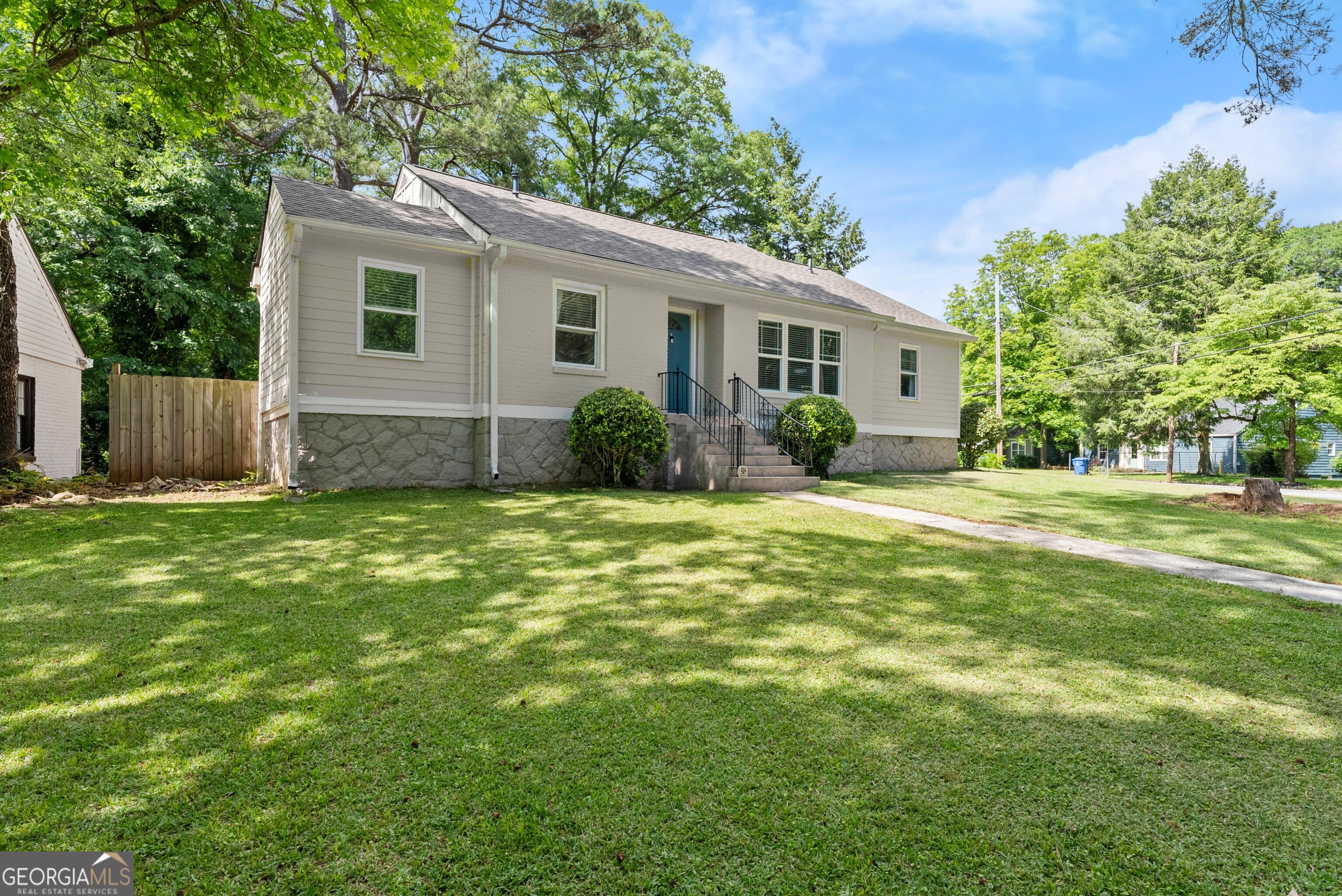 1301 Eastridge RD SW