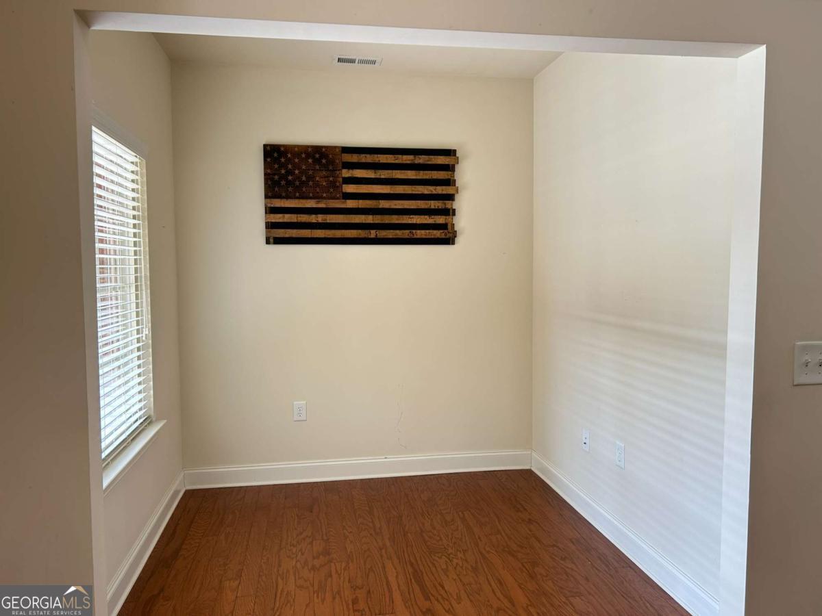 120 Chastain RD NW 1803