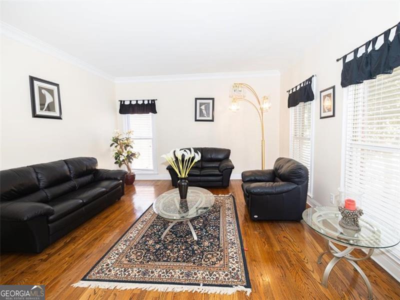 100 Cross Creek DR