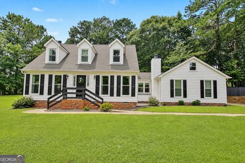 Photo of 2 Heritage Trace, Newnan, GA 30263 (MLS # 10789709)