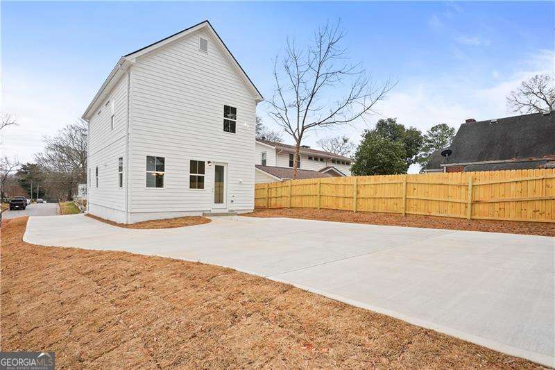 131 Chicamauga AVE SW