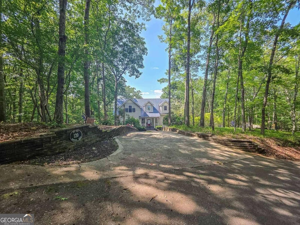 Photo of 120 Sunrock Mountain Trace, Blue Ridge, GA 30513 (MLS # 10840720)