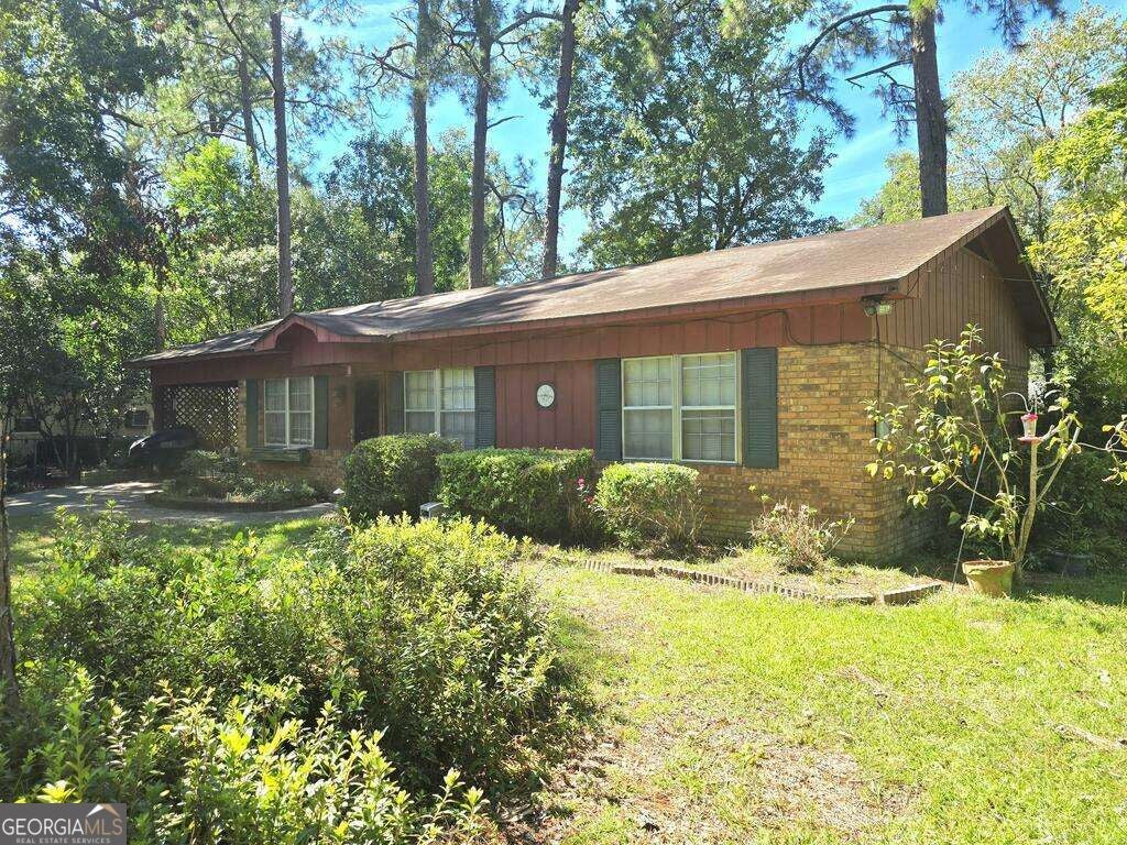 Photo of 116 Snowden Loop, Fitzgerald, GA 31750 (MLS # 10854568)