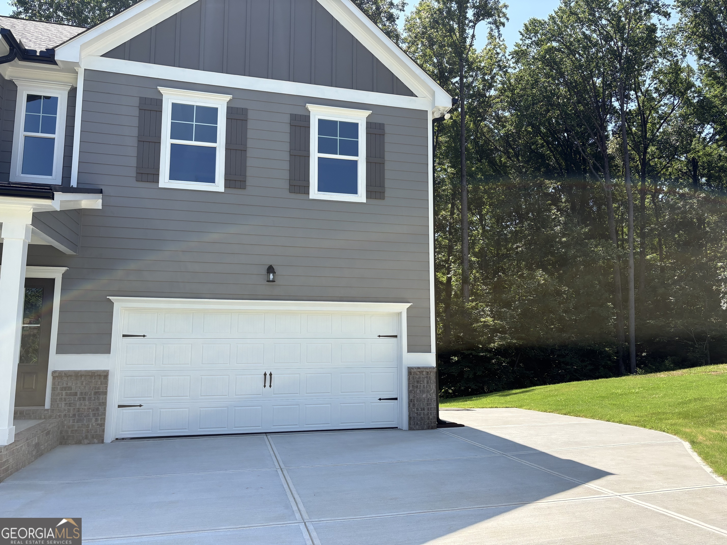 130 Mountain Creek LN