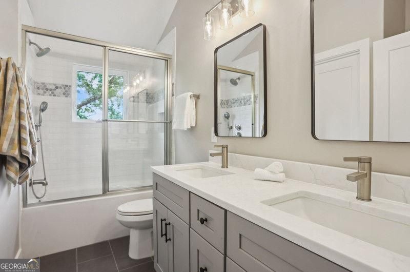 Atlanta, Georgia 30307, United States, 3 Bedrooms Bedrooms, ,2 BathroomsBathrooms,Residential,Active,144758