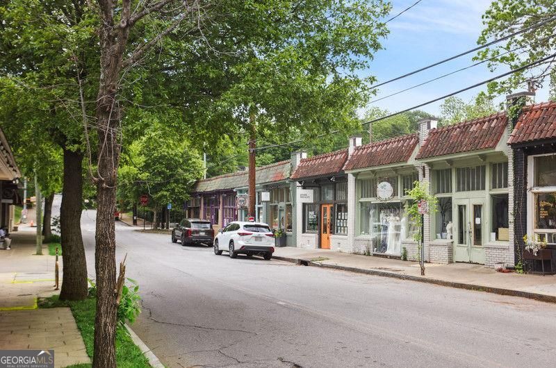 Atlanta, Georgia 30307, United States, 3 Bedrooms Bedrooms, ,2 BathroomsBathrooms,Residential,Active,144758