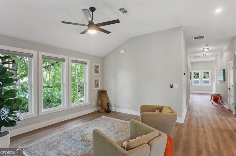 Atlanta, Georgia 30307, United States, 3 Bedrooms Bedrooms, ,2 BathroomsBathrooms,Residential,Active,144758