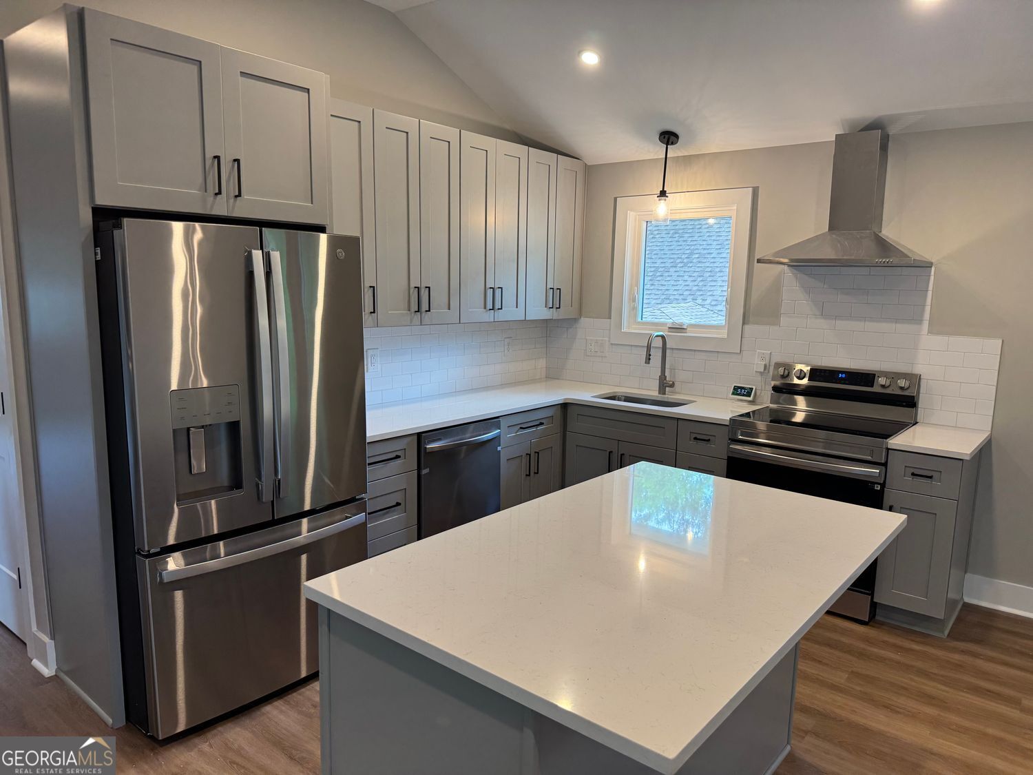 Atlanta, Georgia 30307, United States, 3 Bedrooms Bedrooms, ,2 BathroomsBathrooms,Residential,Active,144758