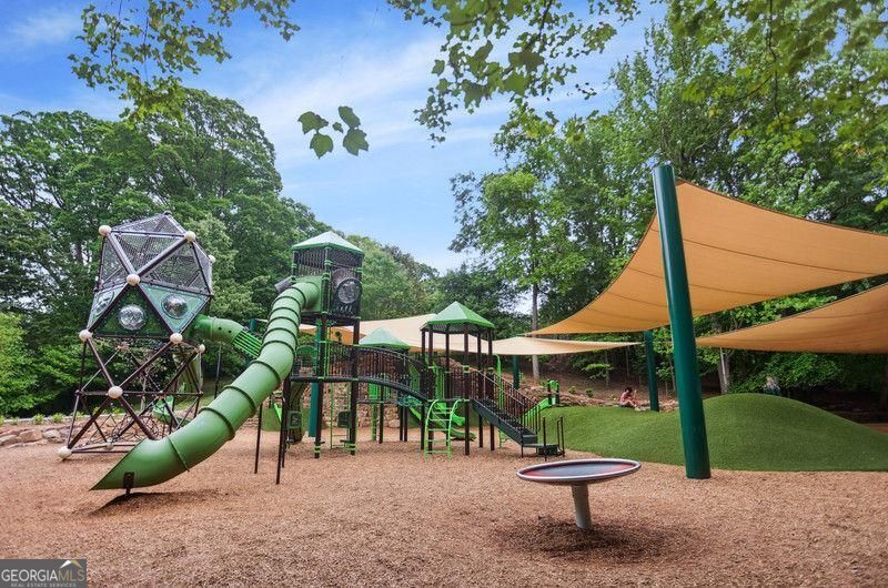 Atlanta, Georgia 30307, United States, 3 Bedrooms Bedrooms, ,2 BathroomsBathrooms,Residential,Active,144758