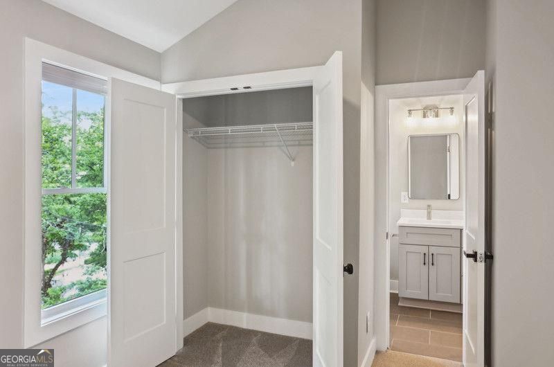 Atlanta, Georgia 30307, United States, 3 Bedrooms Bedrooms, ,2 BathroomsBathrooms,Residential,Active,144758