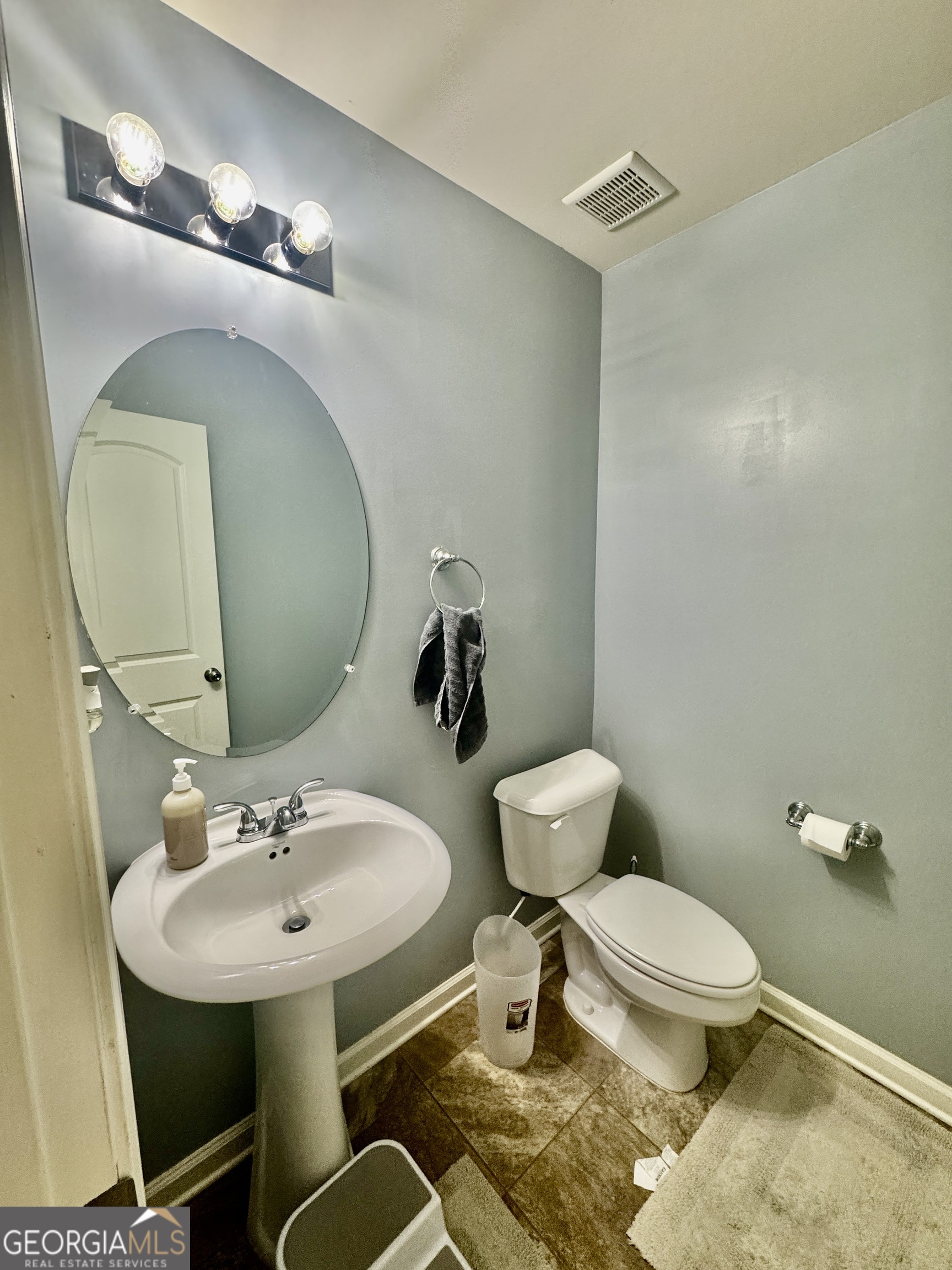 104 Sourwood LN