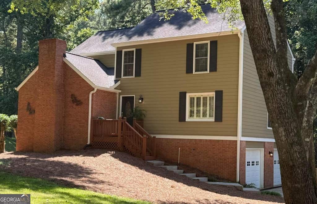 Photo of 2369 North Forest Dr, Marietta, GA 30062 (MLS # 10830251)