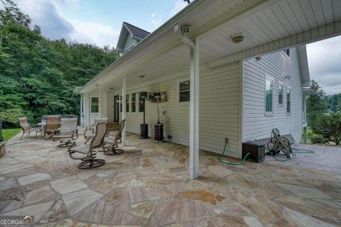 A home in Hiawassee