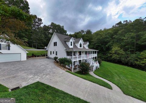 A home in Hiawassee