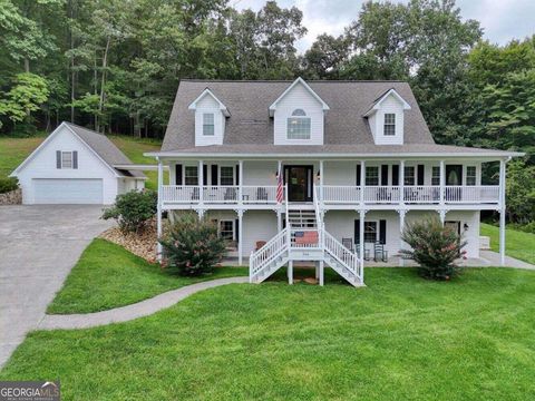 A home in Hiawassee