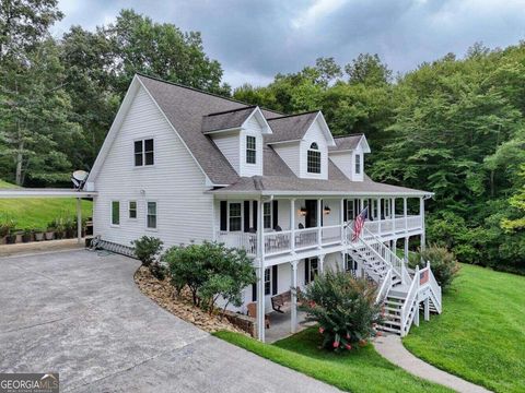 A home in Hiawassee