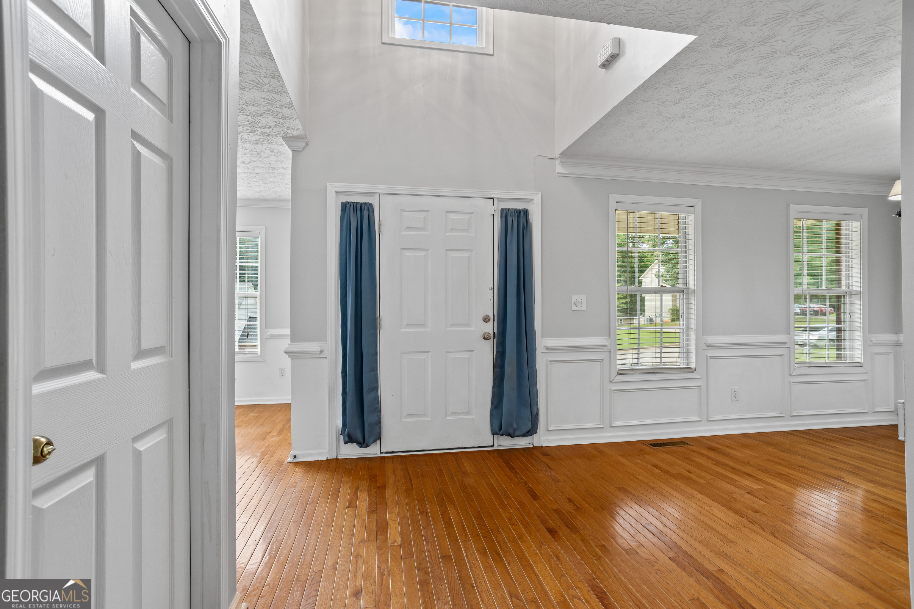 1048 Falls Brooke DR