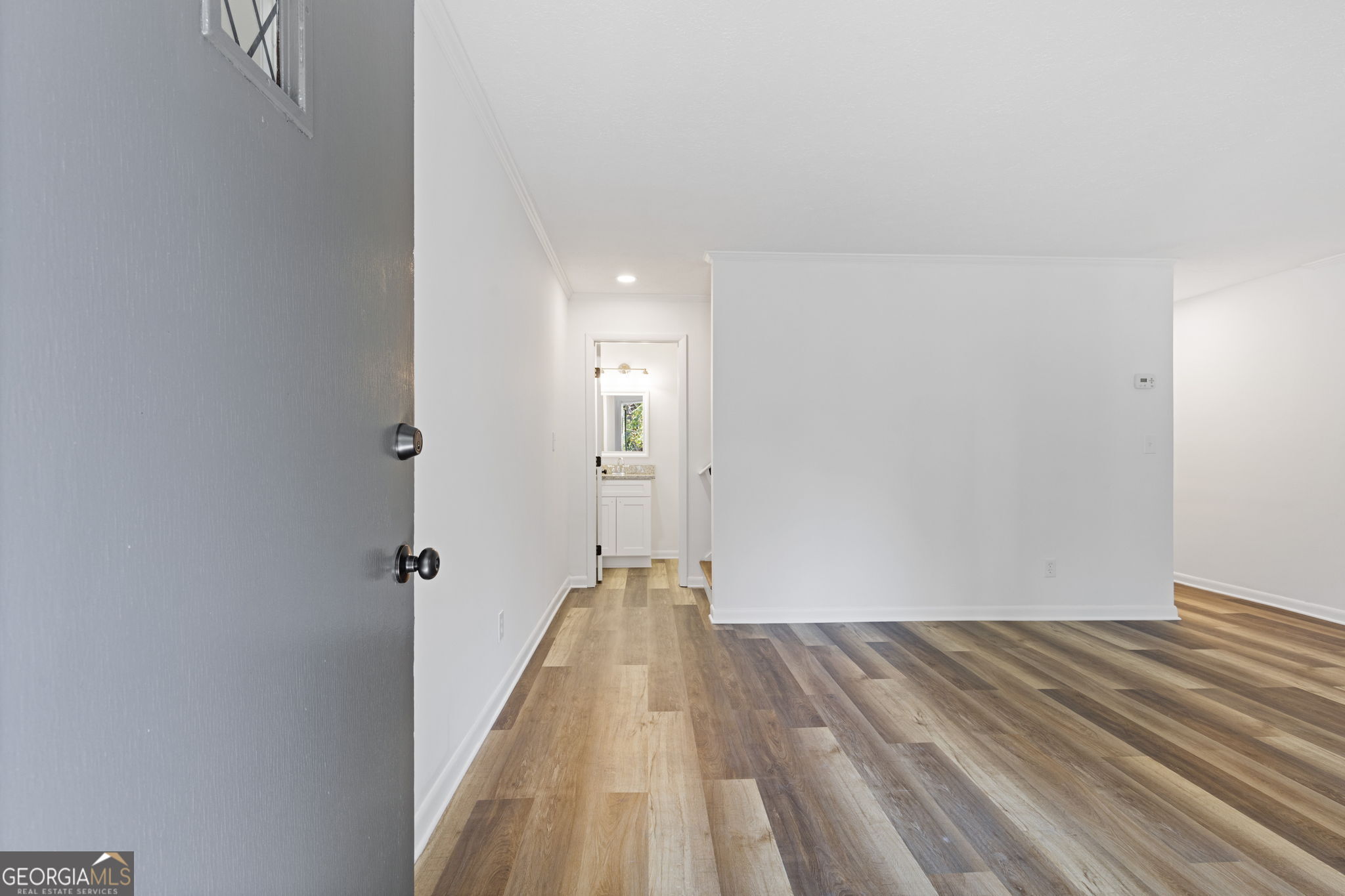 2414 Peachwood CIR NE