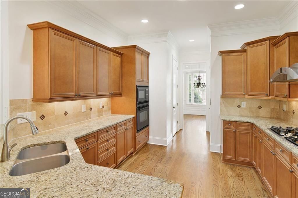 Dunwoody Row - Residential