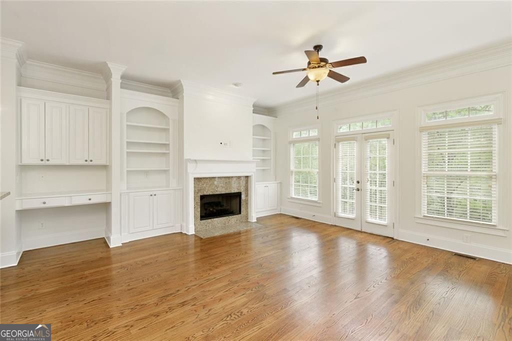 Dunwoody Row - Residential