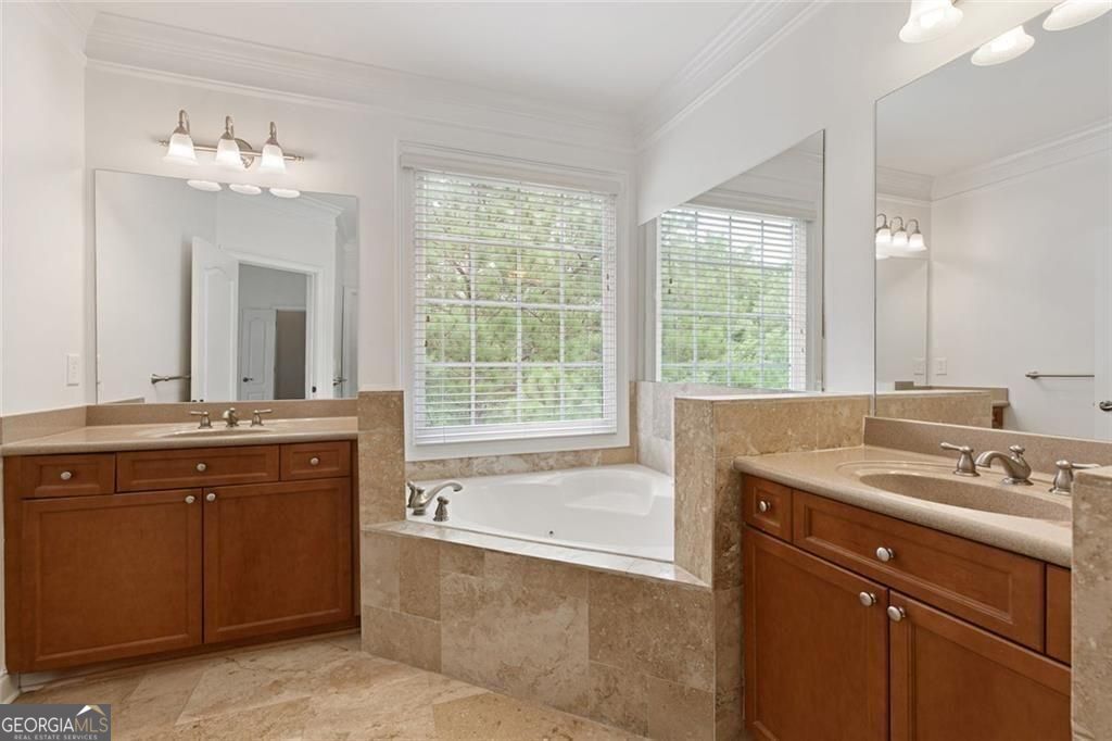 Dunwoody Row - Residential