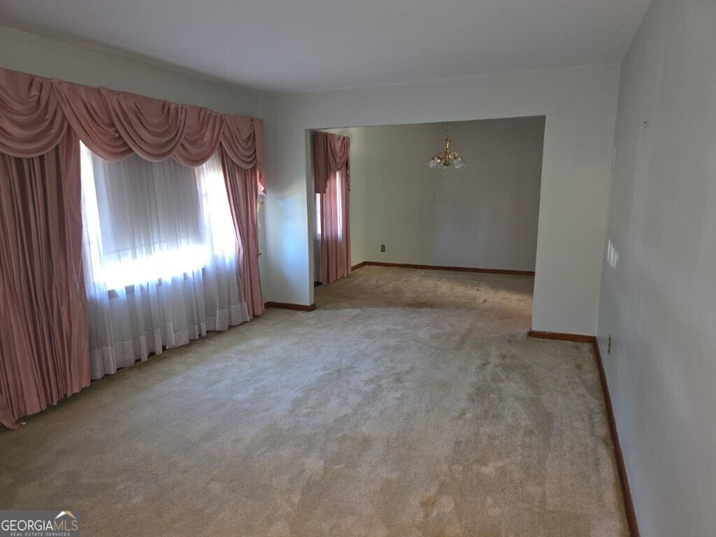 2374 Woodcastle LN SE