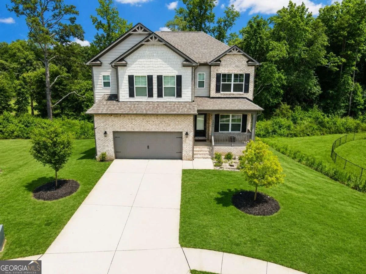 5381 Woodline View Circle