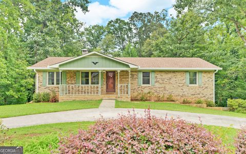 A home in Toccoa