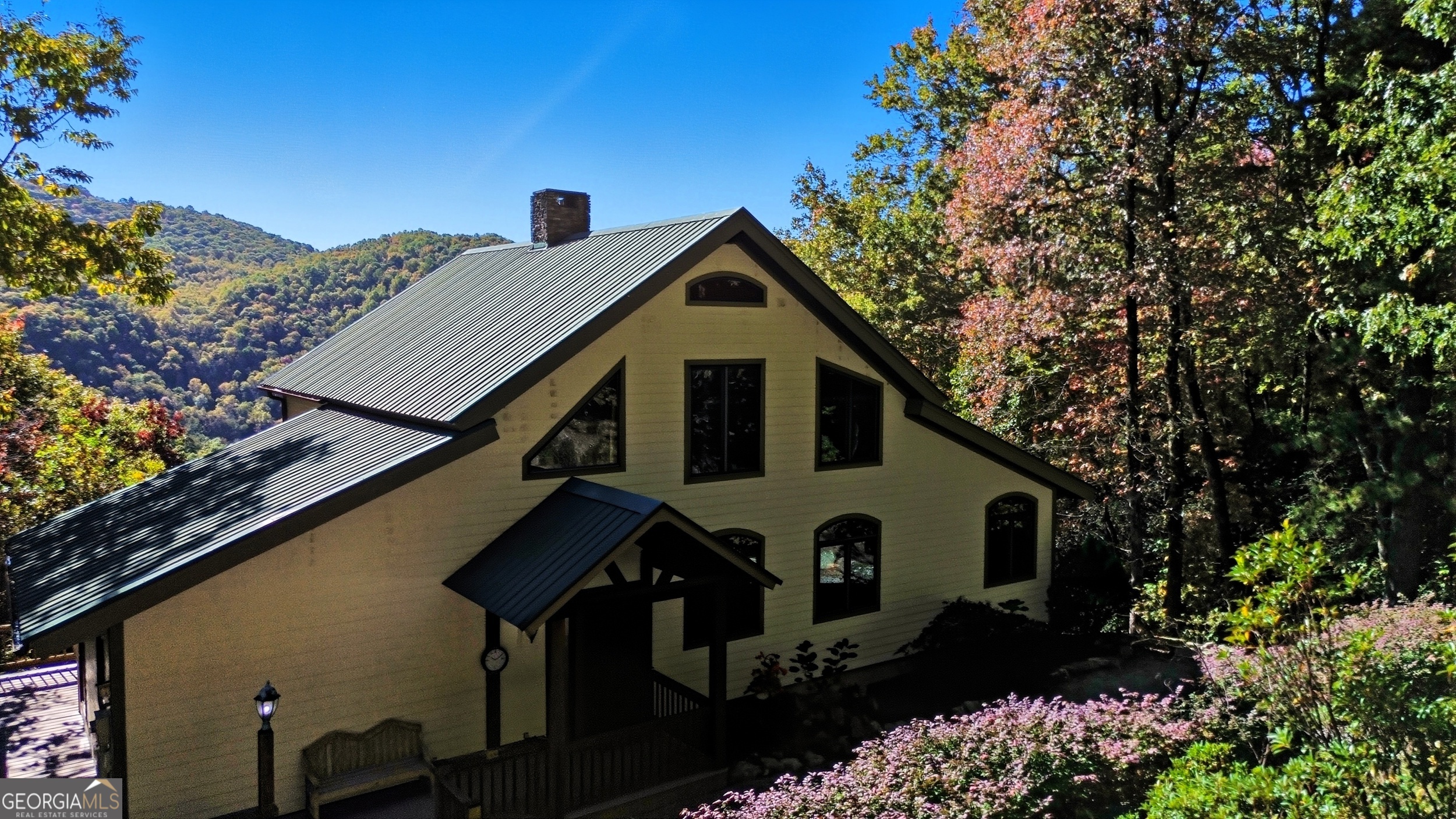 Scaly Mountain, North Carolina 28775, United States, 4 Bedrooms Bedrooms, ,4 BathroomsBathrooms,Residential,Active,171367