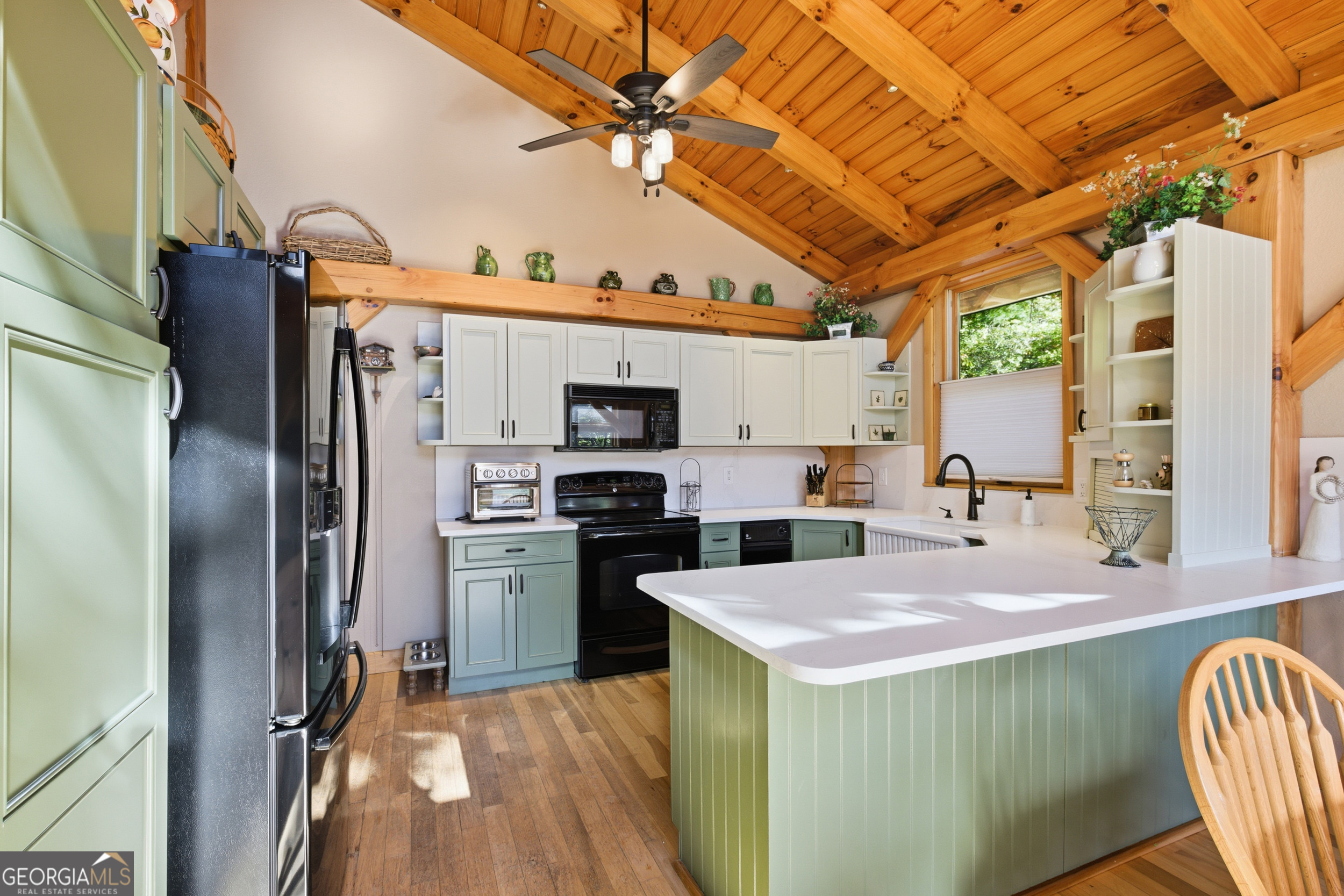 Scaly Mountain, North Carolina 28775, United States, 4 Bedrooms Bedrooms, ,4 BathroomsBathrooms,Residential,Active,171367