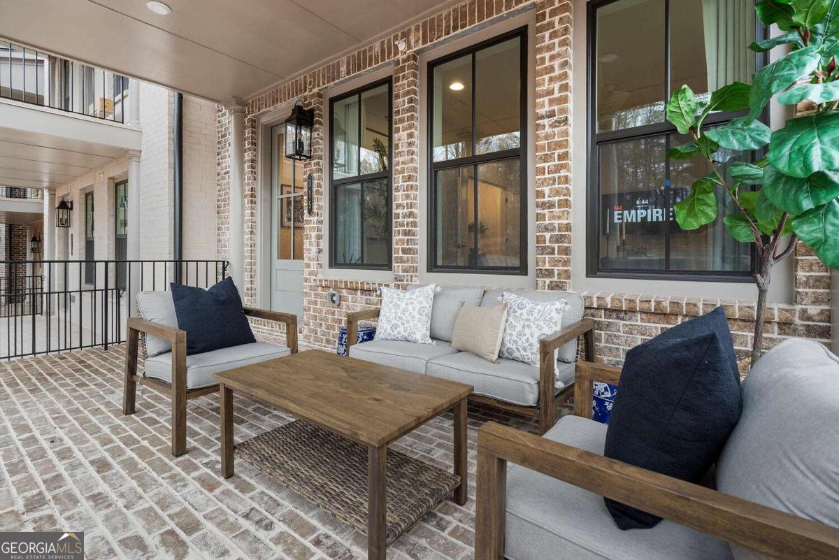 Chiswick - Residential