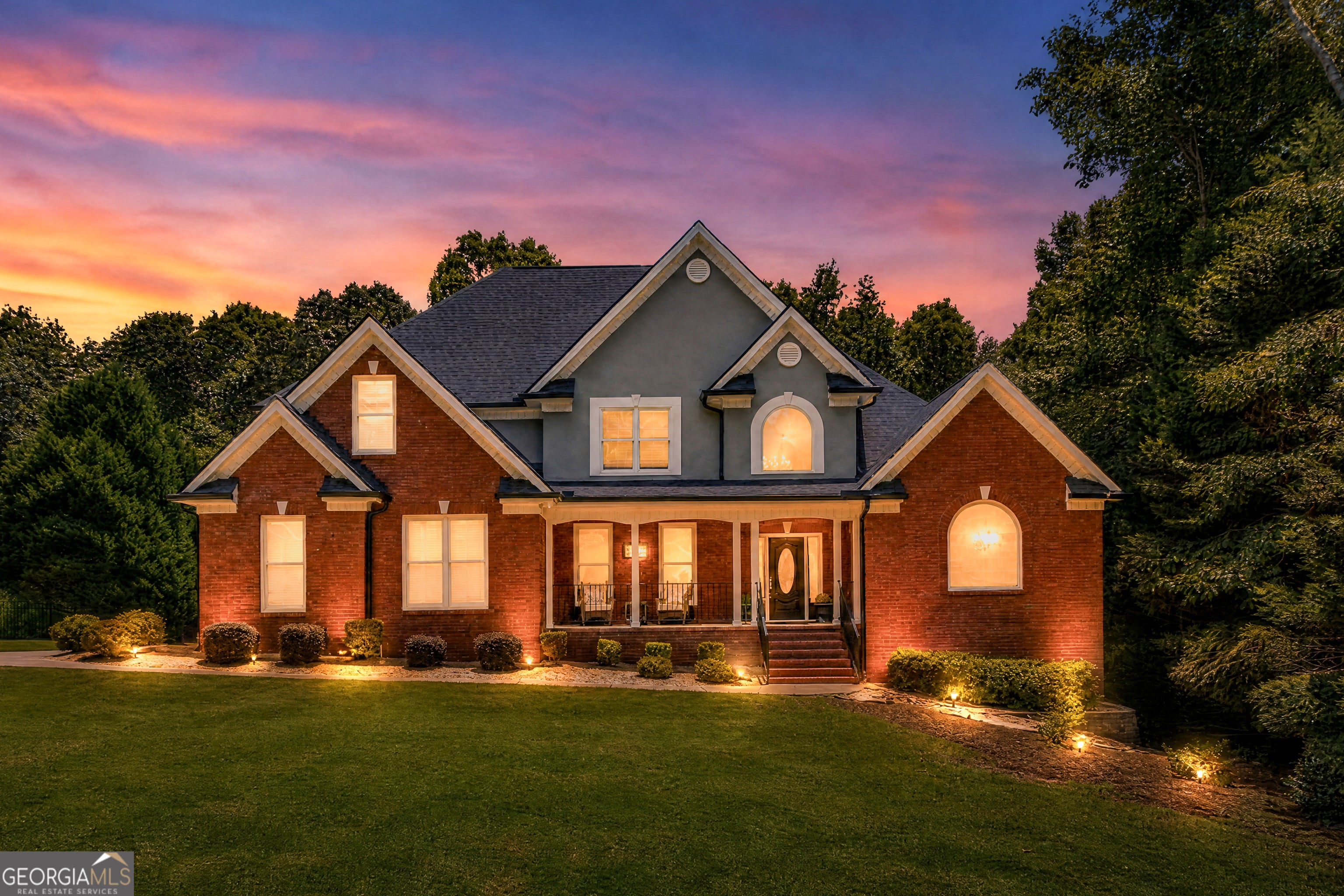 1505 Lake Forest LN