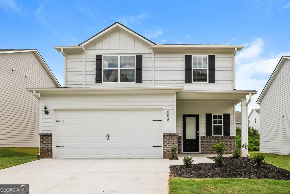 Photo of 658 Mackenzie Cove, Villa Rica, GA 30180 (MLS # 10806043)