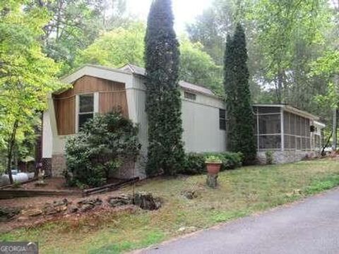 A home in Hiawassee