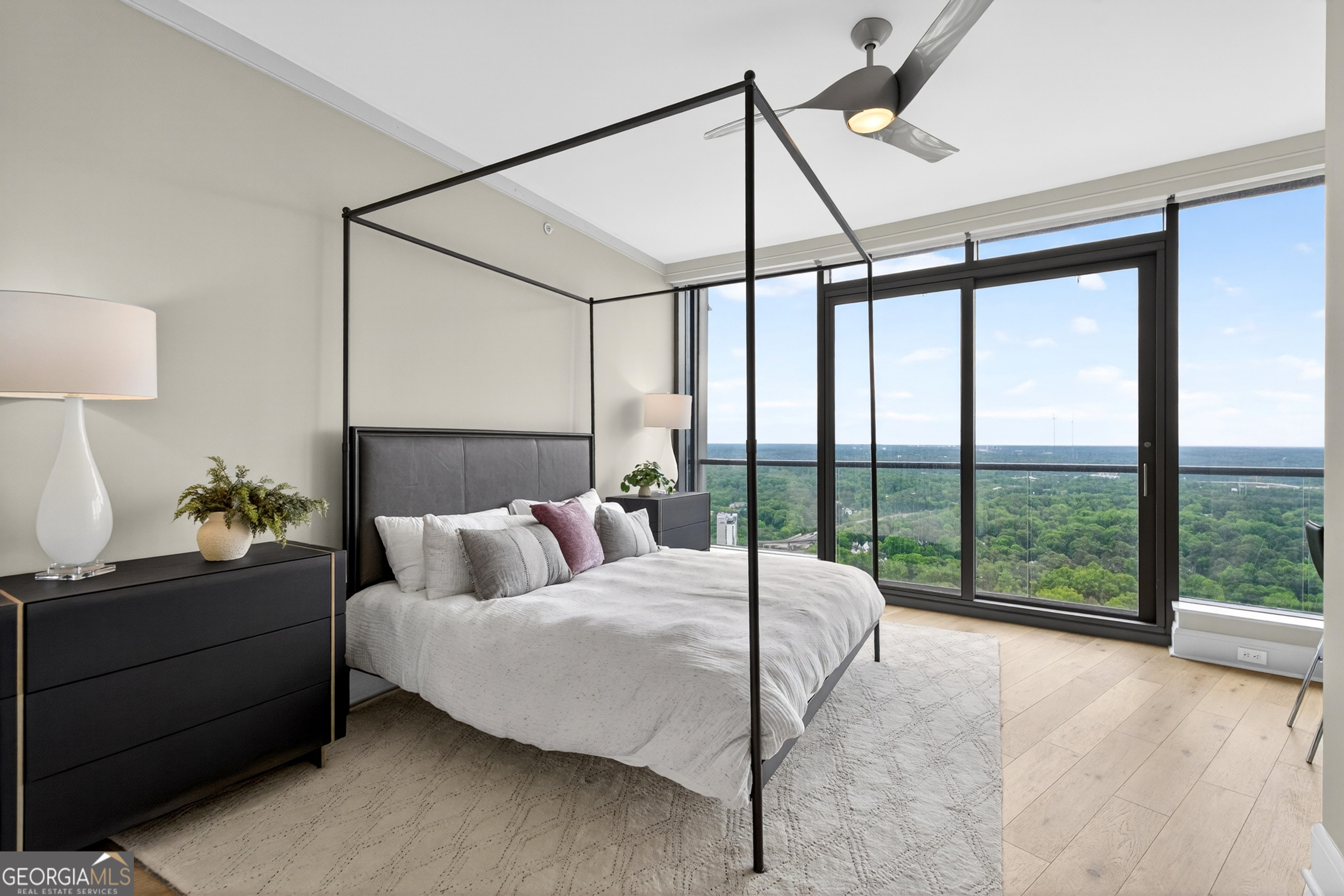 3344 Peachtree Rd NE Unit 3105, Atlanta, GA, 30326, USA, 2 Bedrooms Bedrooms, ,3 BathroomsBathrooms,Condo,Active,3344 Peachtree Rd NE Unit 3105,10684132